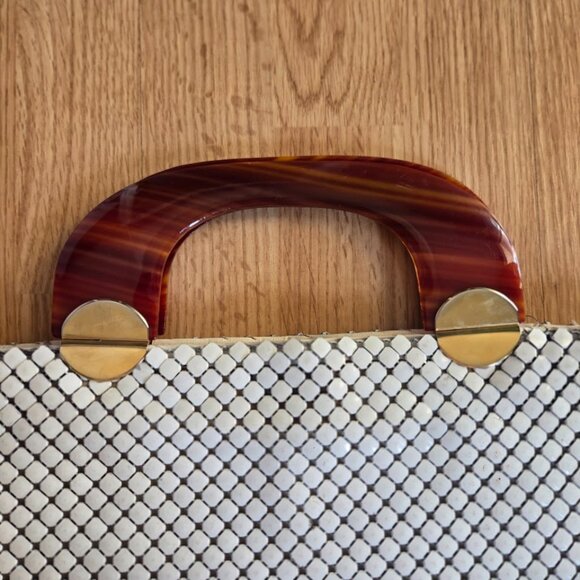 Vintage Whiting & Davis White Mesh Tote with Tortoise Handles - Picture 9 of 12